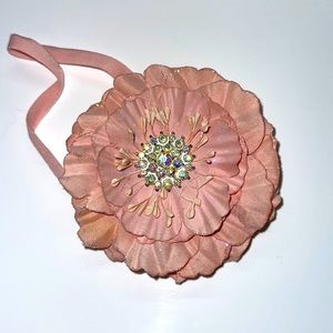 🌸 TIEKS Pale Pink Flower 🌸 NWOT